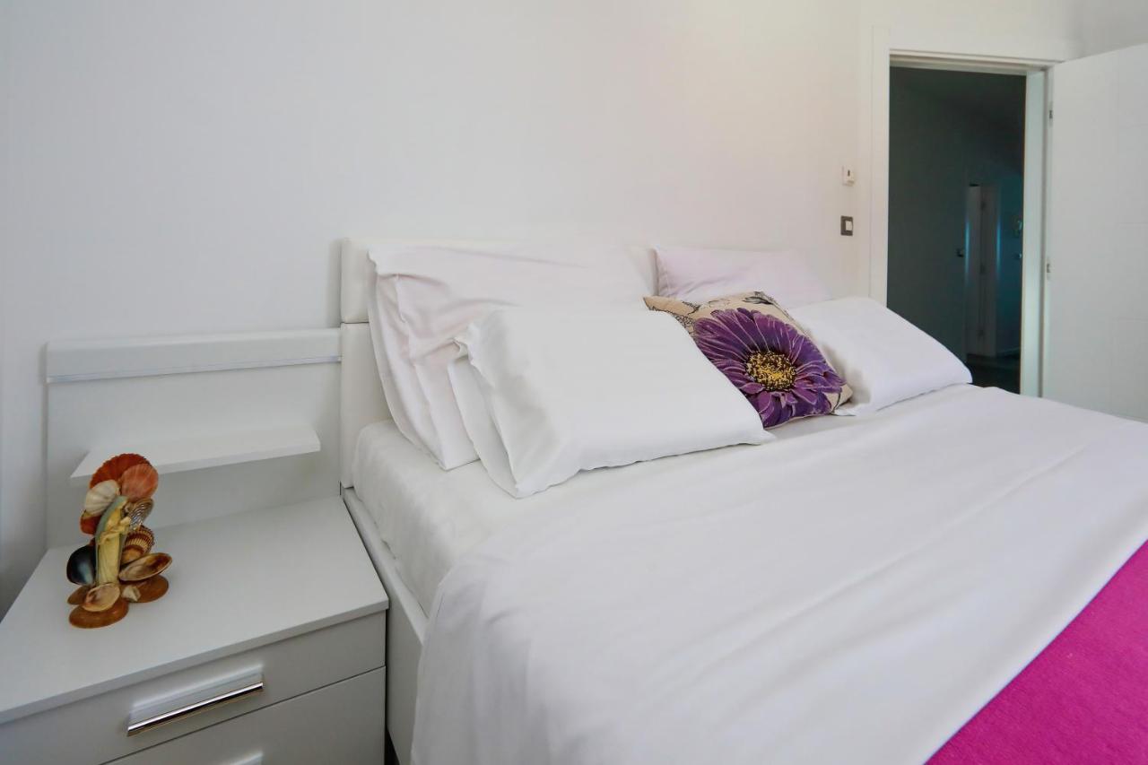 Apartmani Marina S Pogledom, Sukošan Kültér fotó