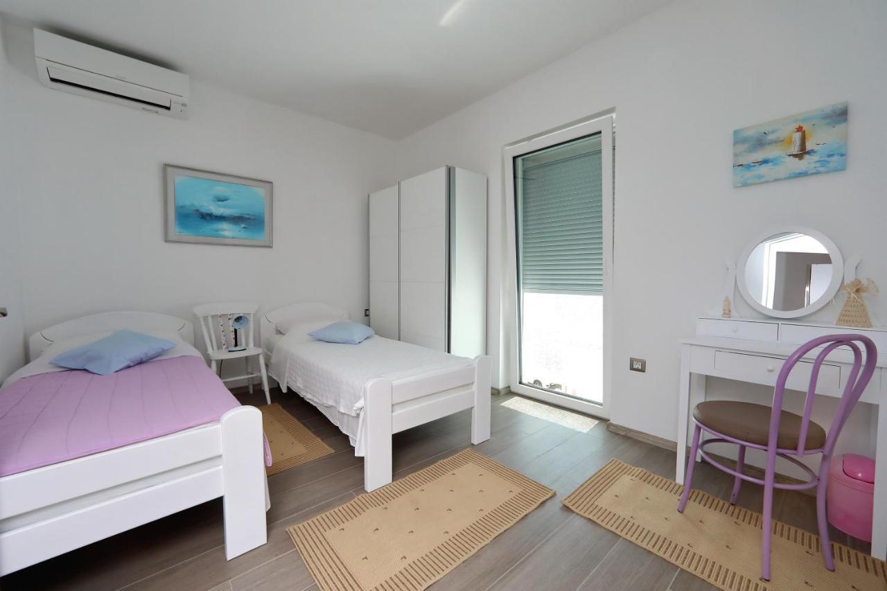 Apartmani Marina S Pogledom, Sukošan Kültér fotó