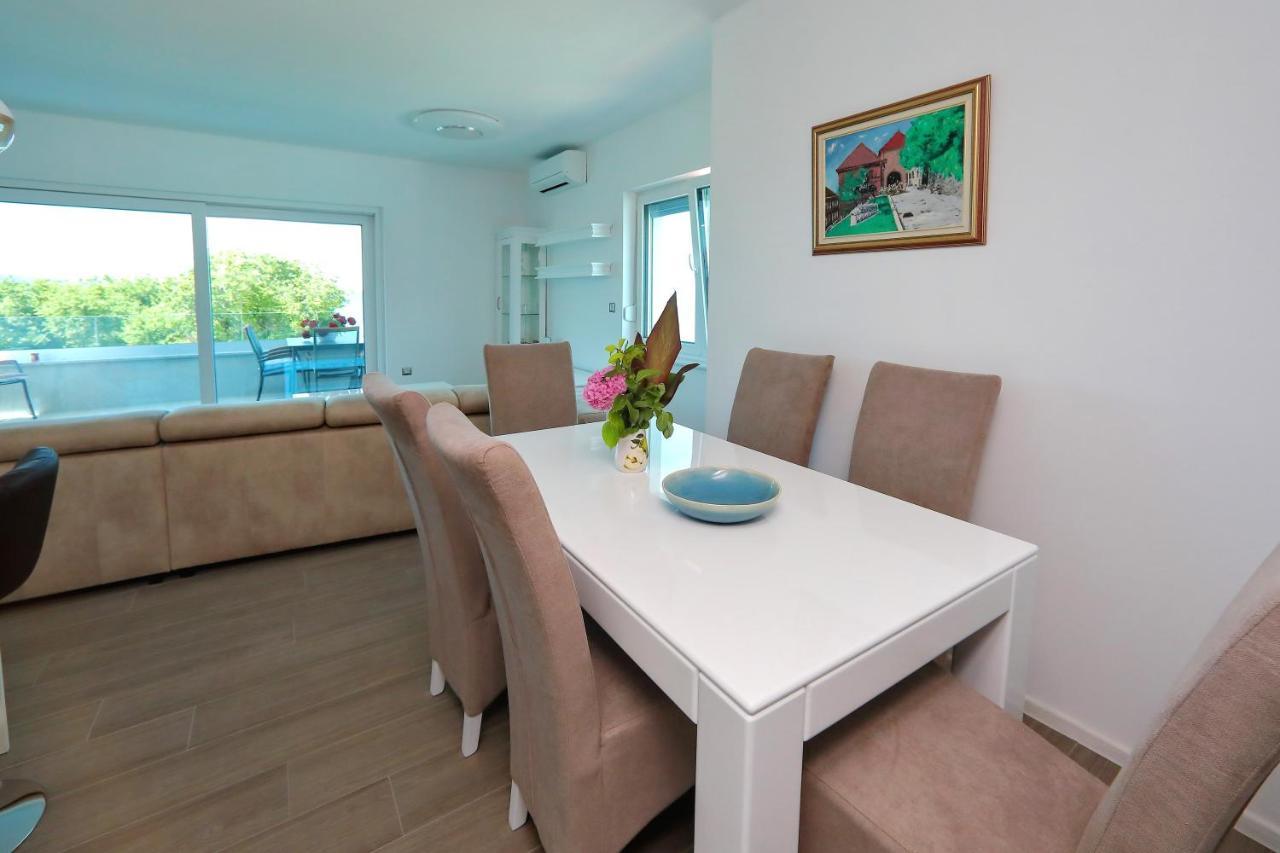 Apartmani Marina S Pogledom, Sukošan Kültér fotó