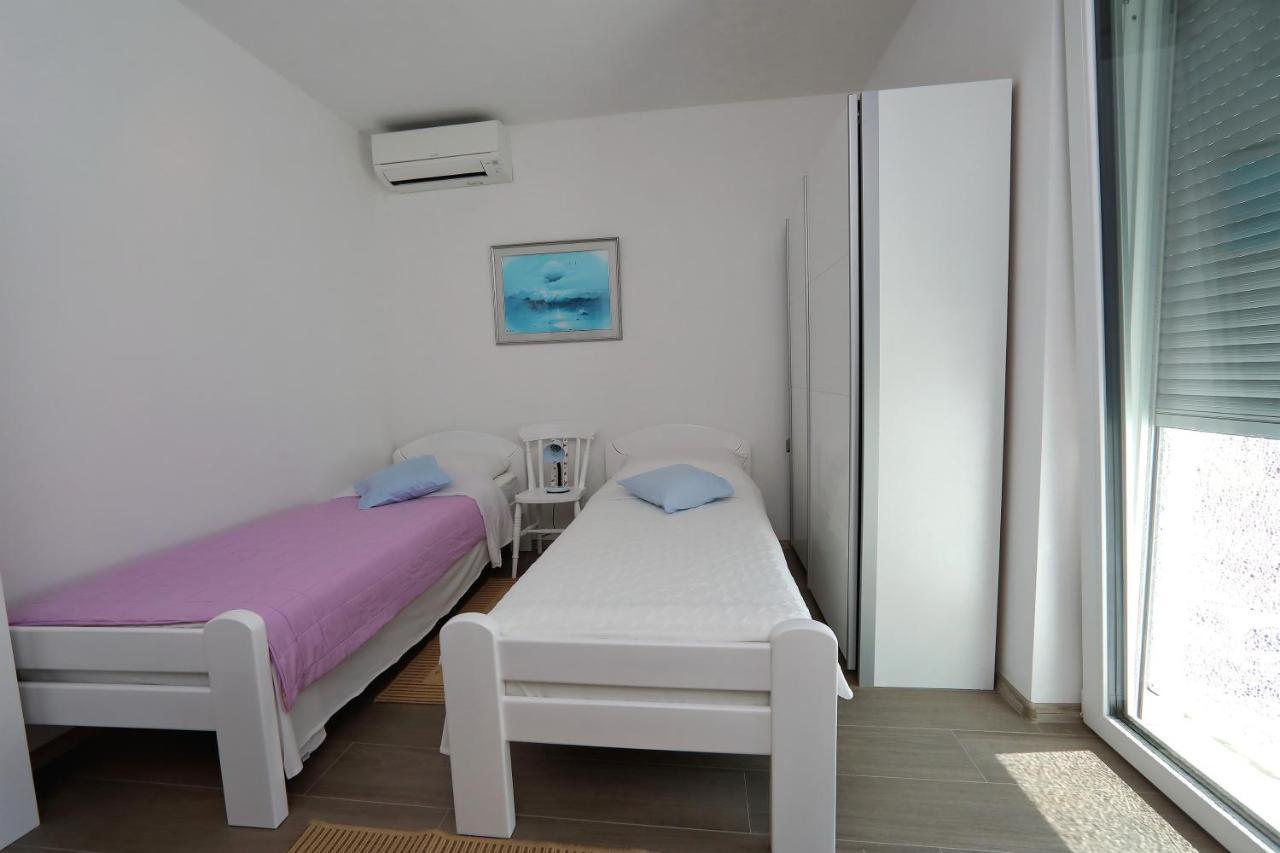 Apartmani Marina S Pogledom, Sukošan Kültér fotó