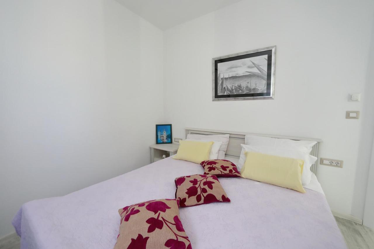 Apartmani Marina S Pogledom, Sukošan Kültér fotó