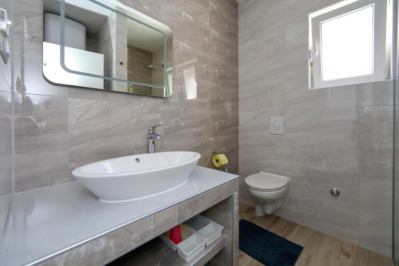 Apartmani Marina S Pogledom, Sukošan Kültér fotó