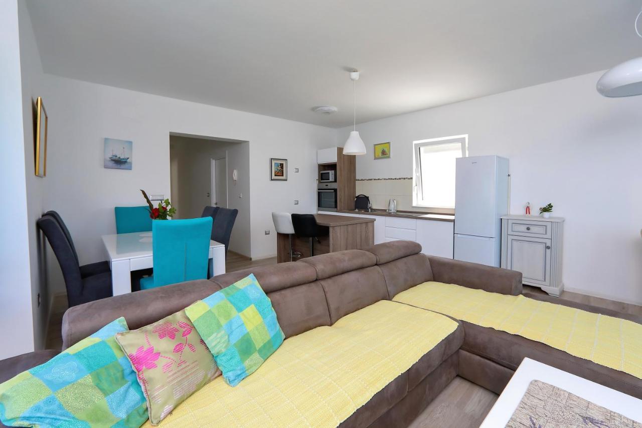 Apartmani Marina S Pogledom, Sukošan Kültér fotó
